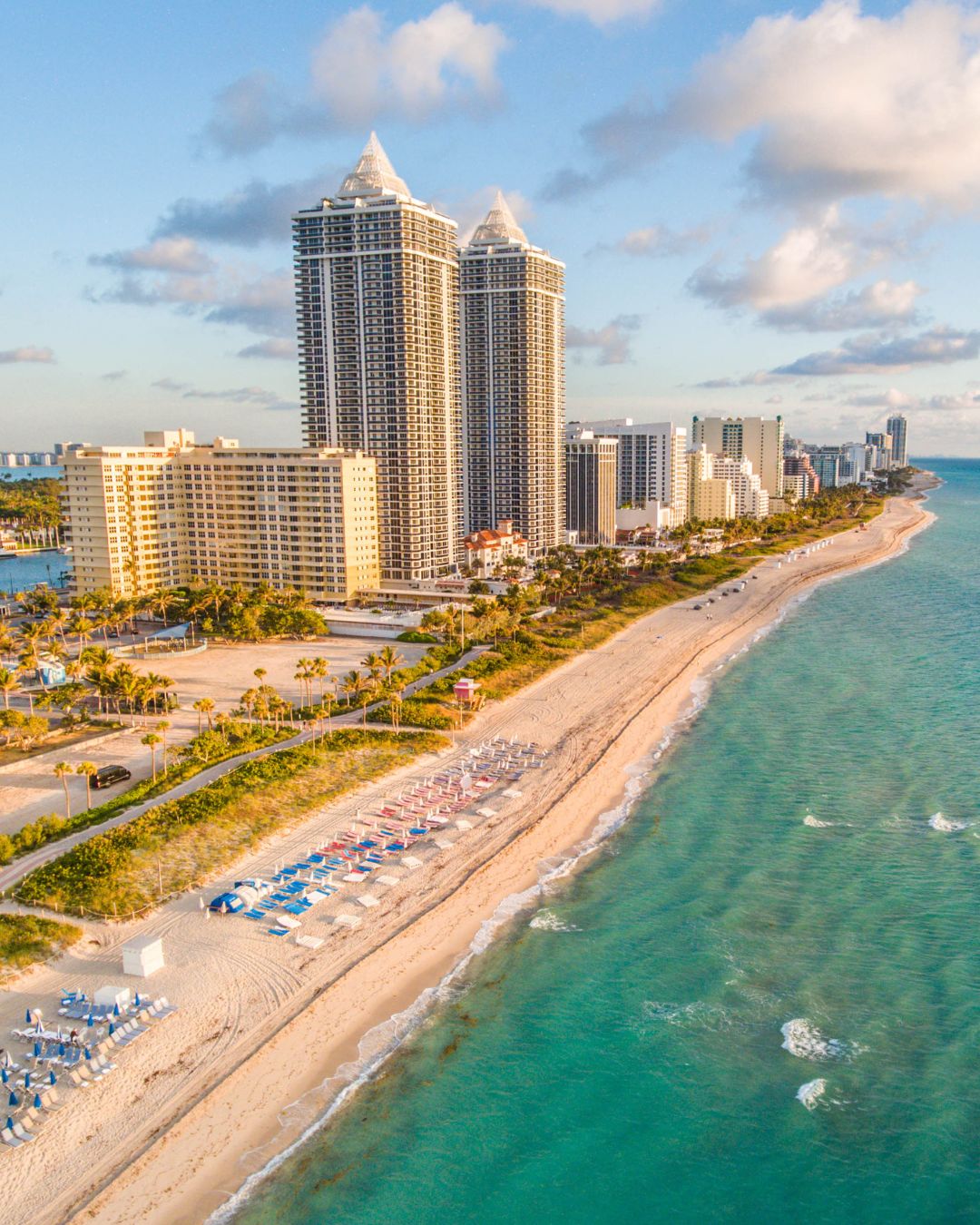 Midday on a sunny each in South Florida.